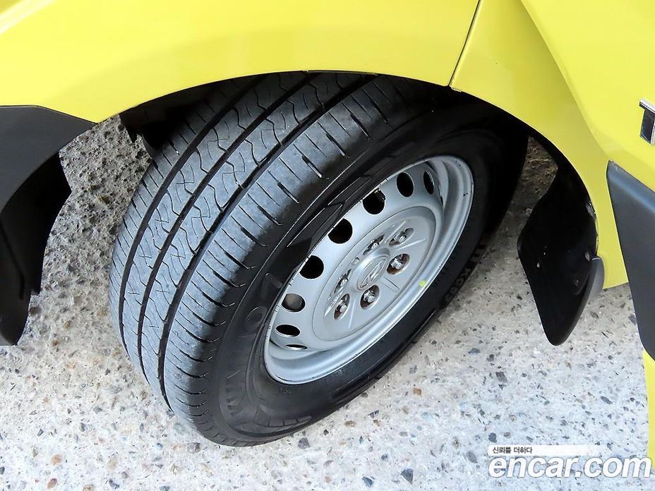 Hyundai Solati фото 20