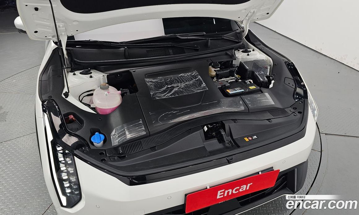 Kia EV4 фото 6