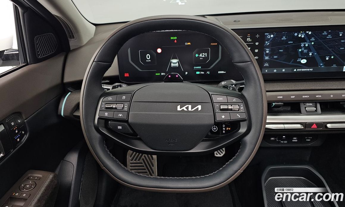 Kia EV4 фото 13