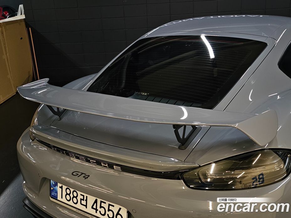 Porsche 718 Cayman фото 7