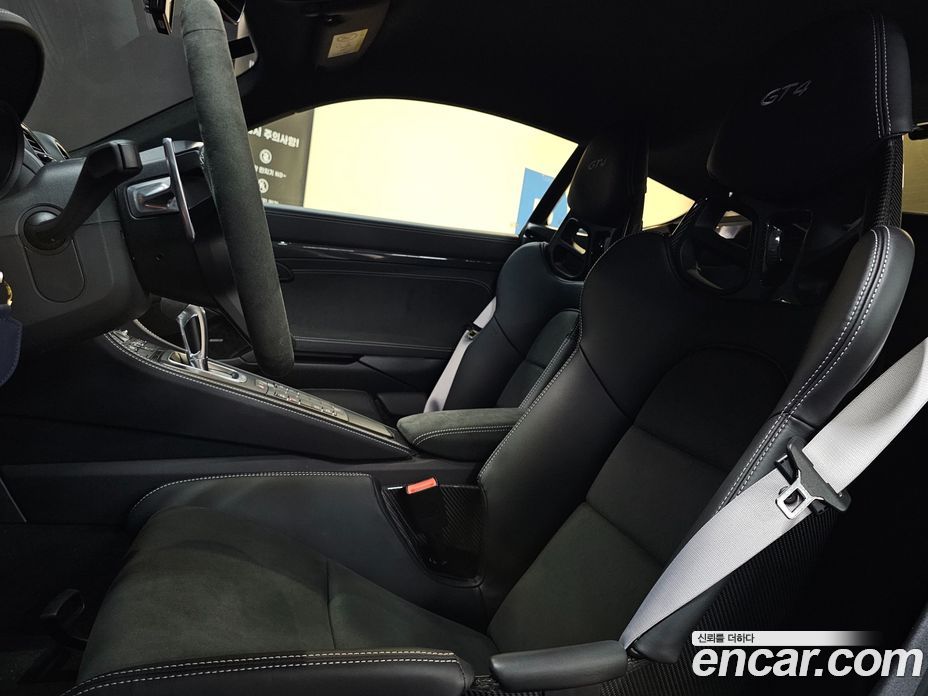 Porsche 718 Cayman фото 10