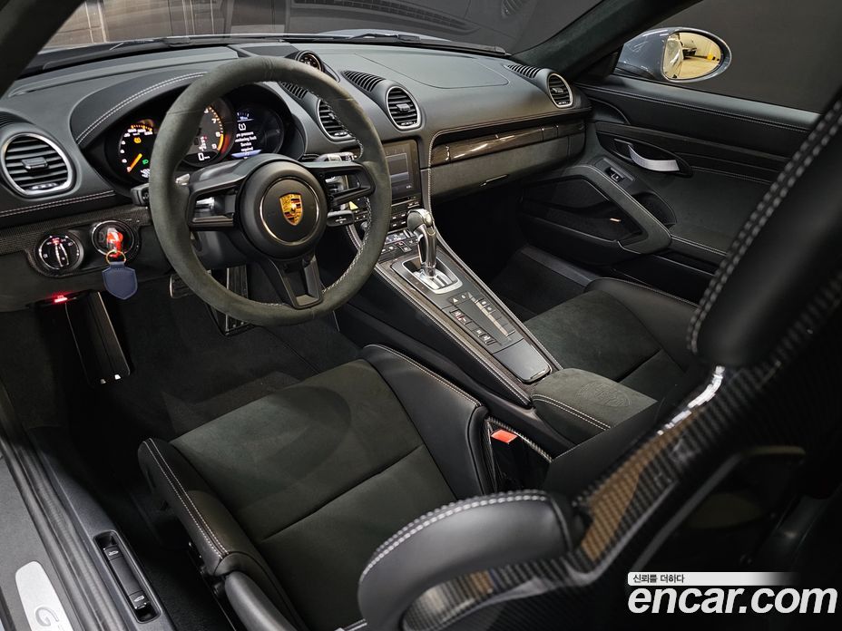 Porsche 718 Cayman фото 12