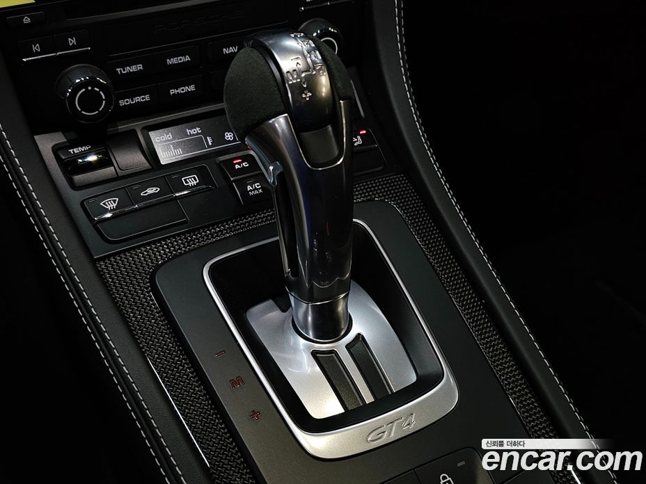 Porsche 718 Cayman фото 18