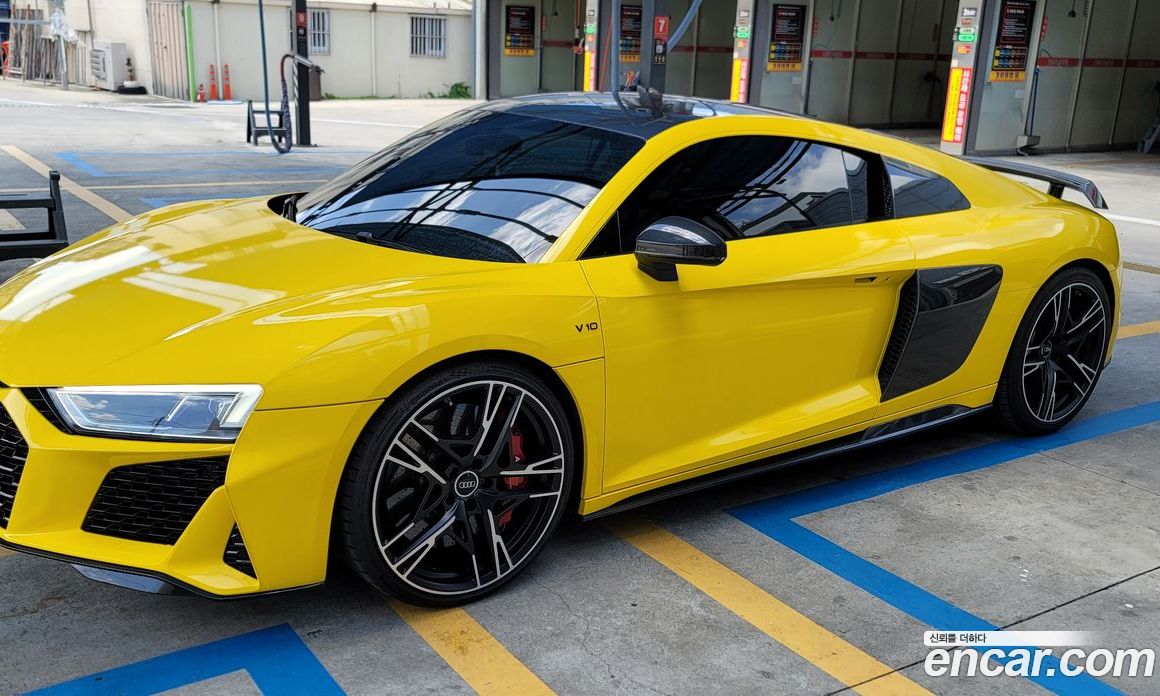 Audi R8 (4S)