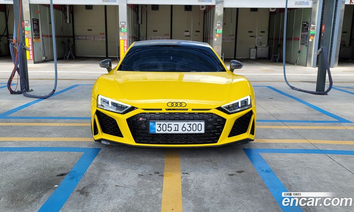 Audi R8 (4S) фото 3
