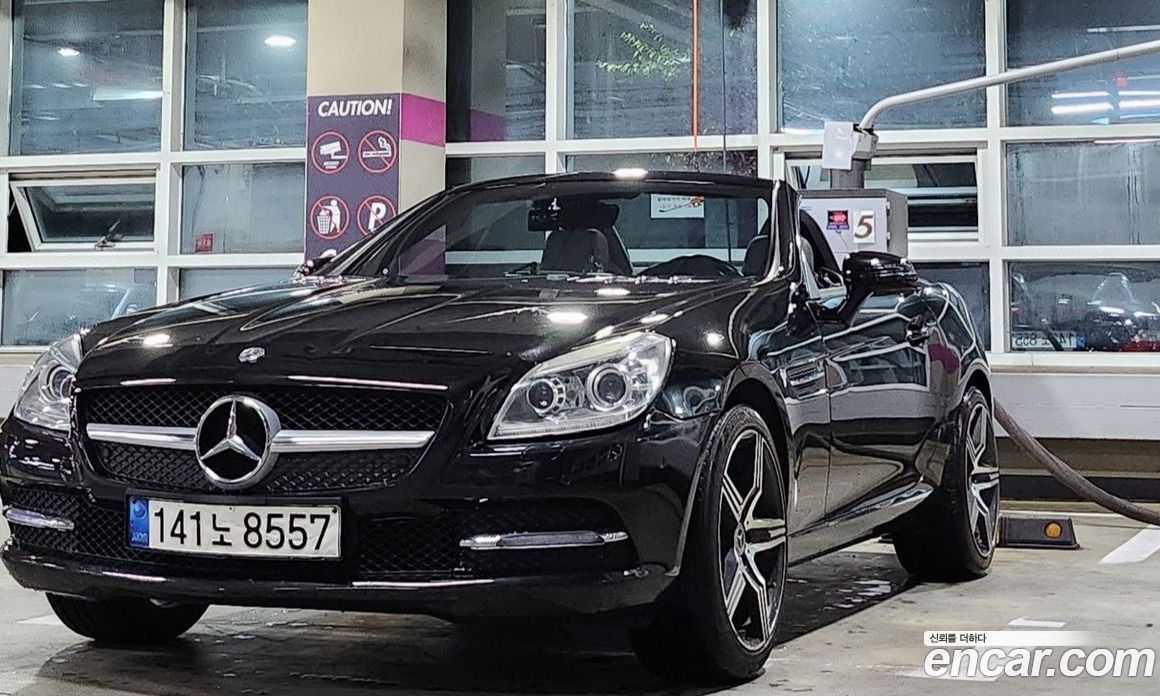 Mercedes-Benz New SLK-Class