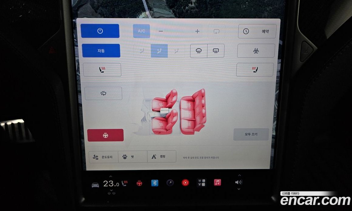 Tesla Model S фото 18