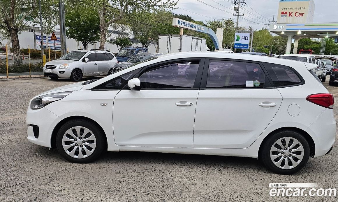 Kia Carens 3rd Gen фото 4