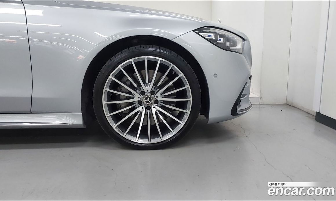 Mercedes-Benz S-Class W223 фото 5