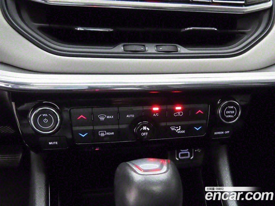 Jeep Compass 2nd Gen фото 10