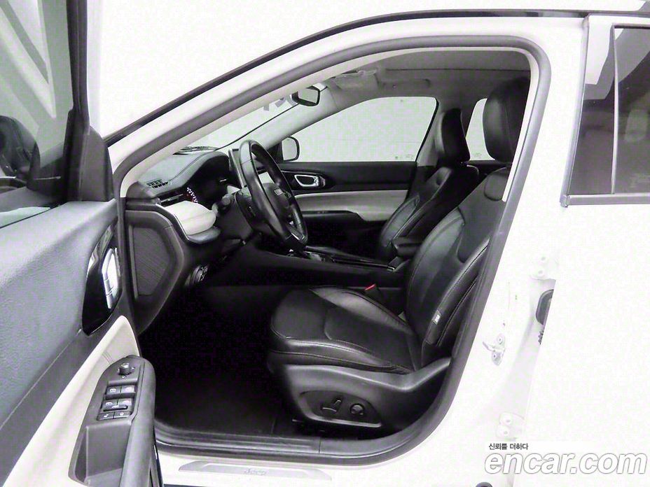 Jeep Compass 2nd Gen фото 12
