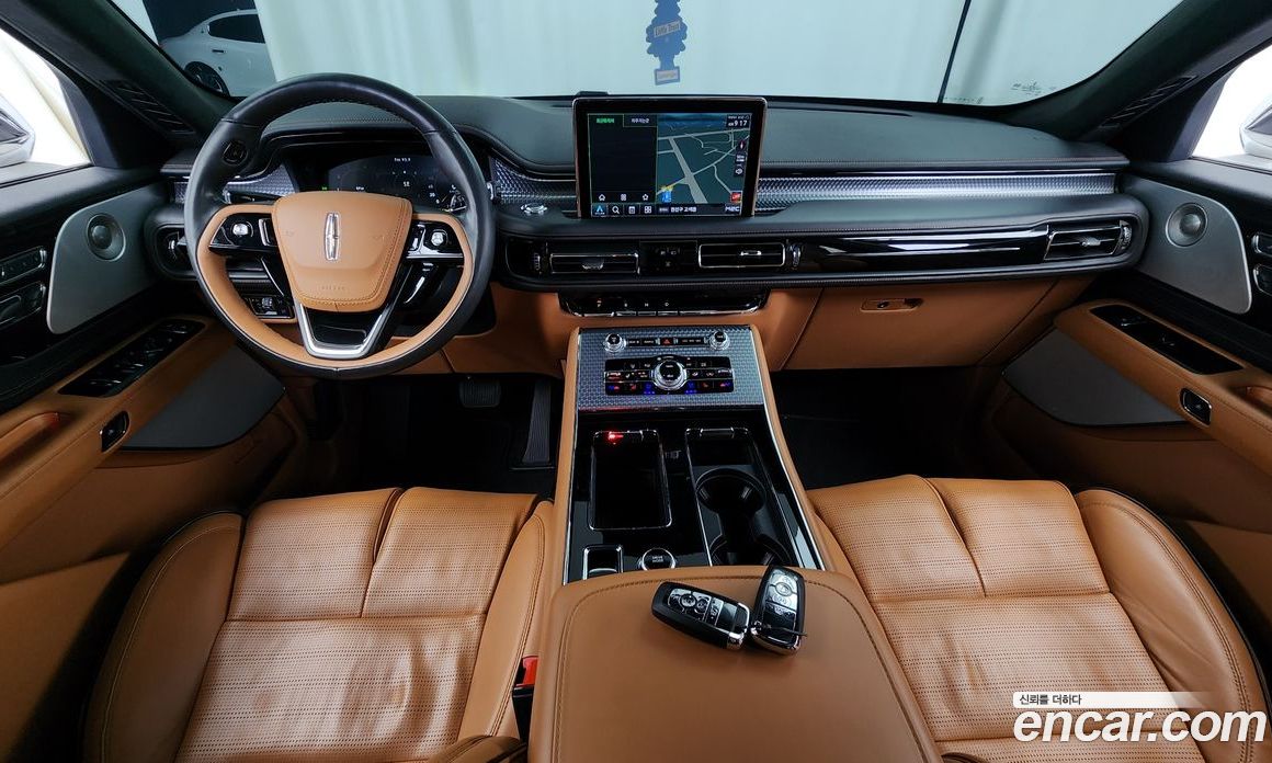Lincoln Aviator 2nd Gen фото 7