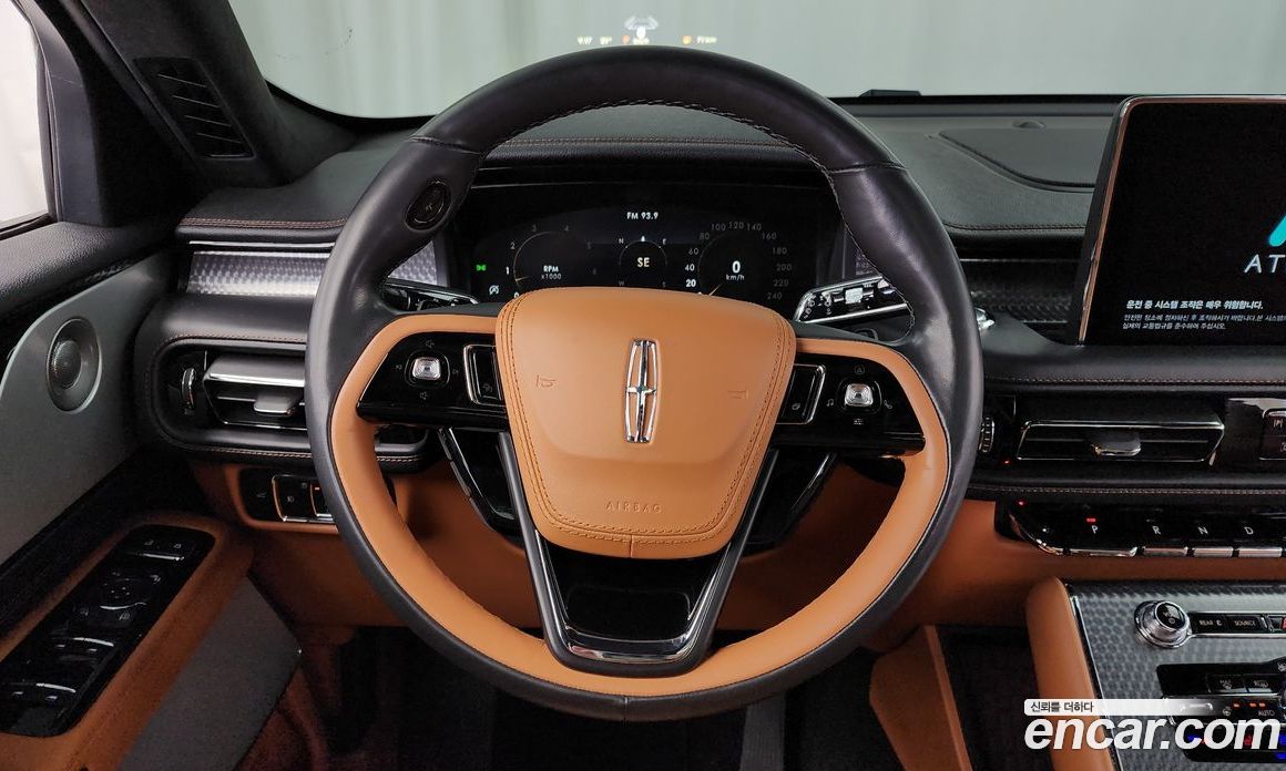 Lincoln Aviator 2nd Gen фото 13