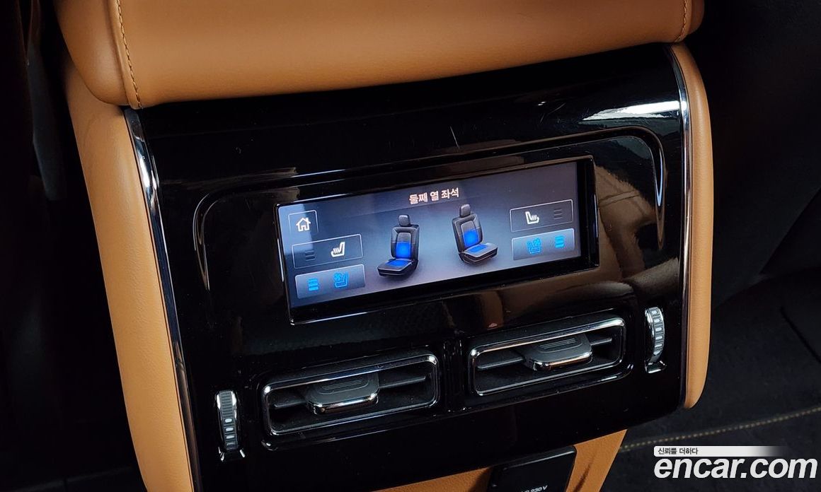 Lincoln Aviator 2nd Gen фото 19