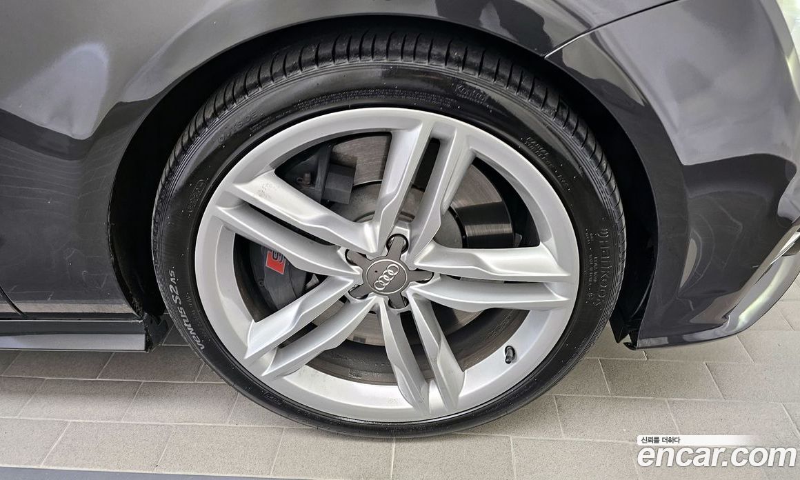 Audi S7 фото 5