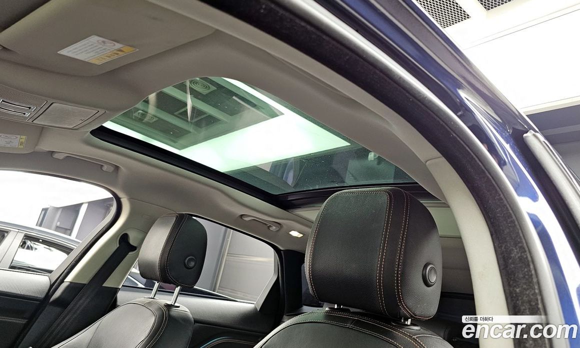 Jaguar F-PACE фото 18