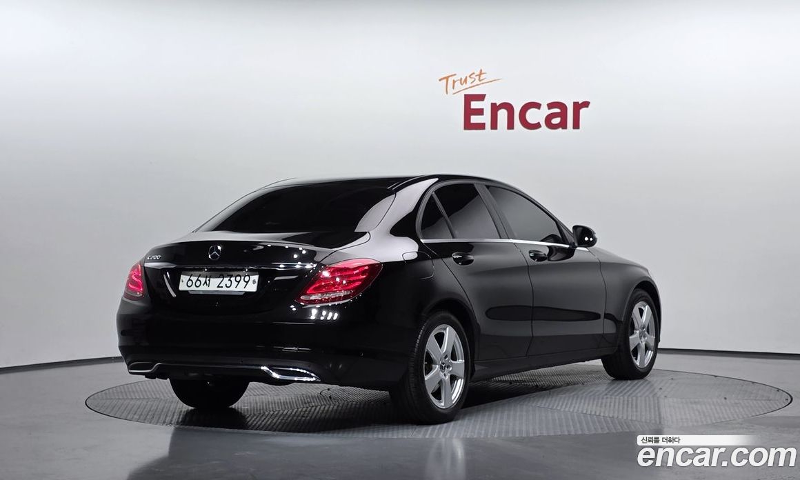 Mercedes-Benz C-Class W205 фото 2
