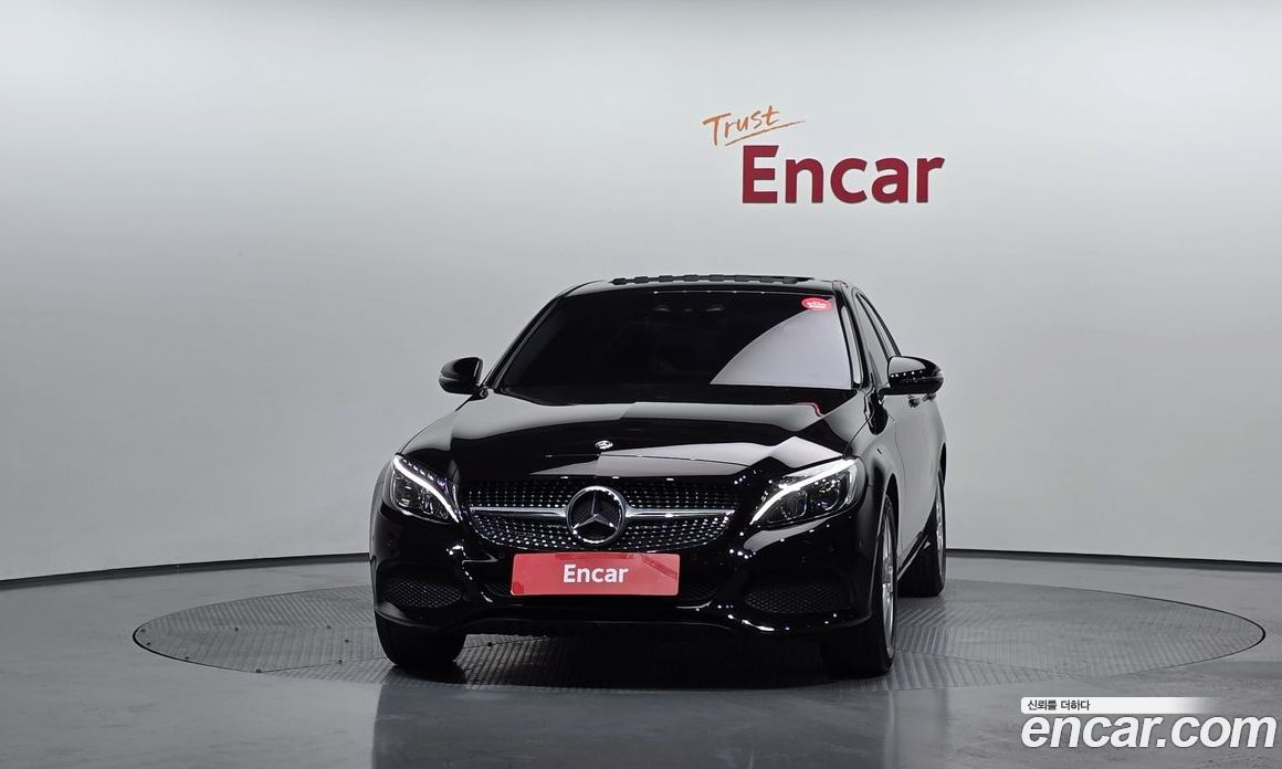 Mercedes-Benz C-Class W205 фото 3