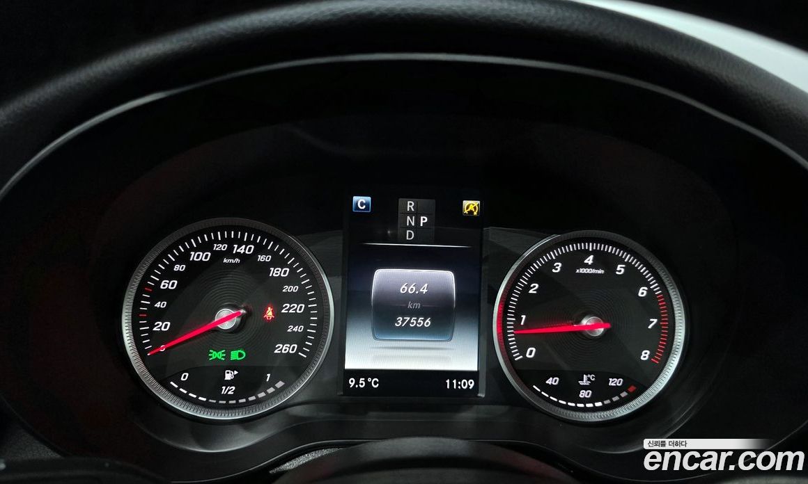 Mercedes-Benz C-Class W205 фото 8