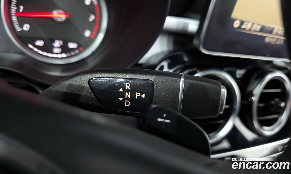 Mercedes-Benz C-Class W205 фото 9