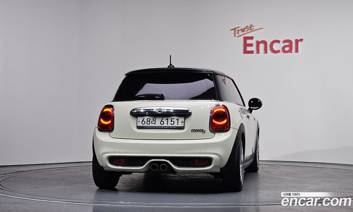 Mini Cooper S фото 4