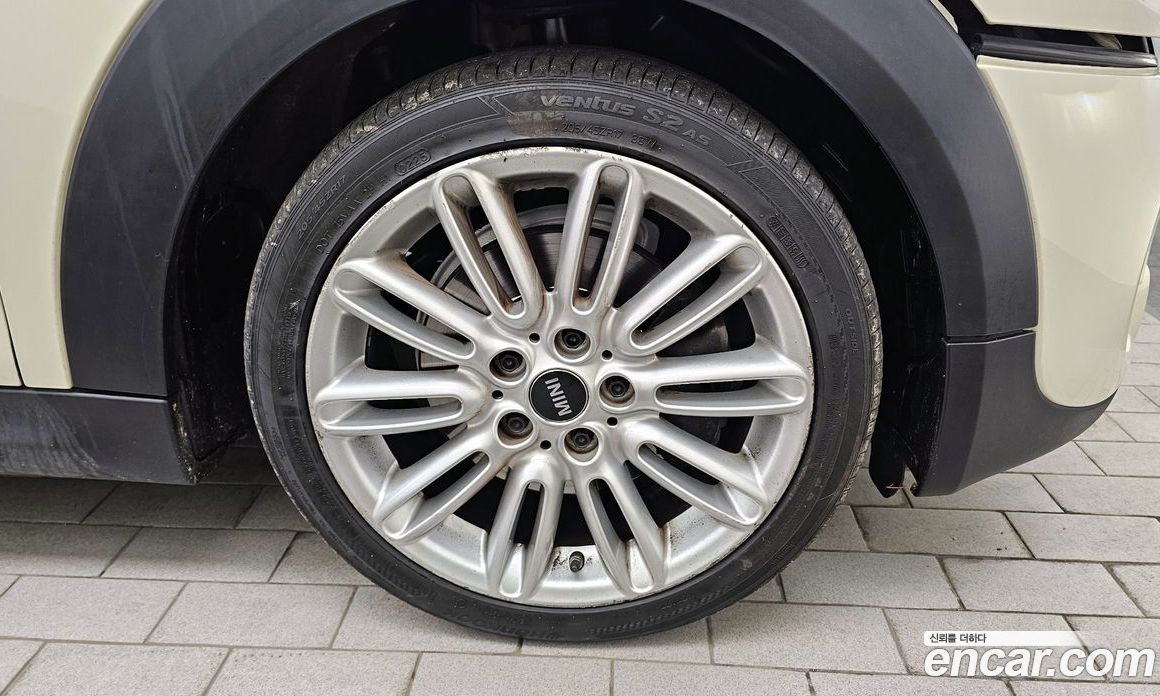 Mini Cooper S фото 5