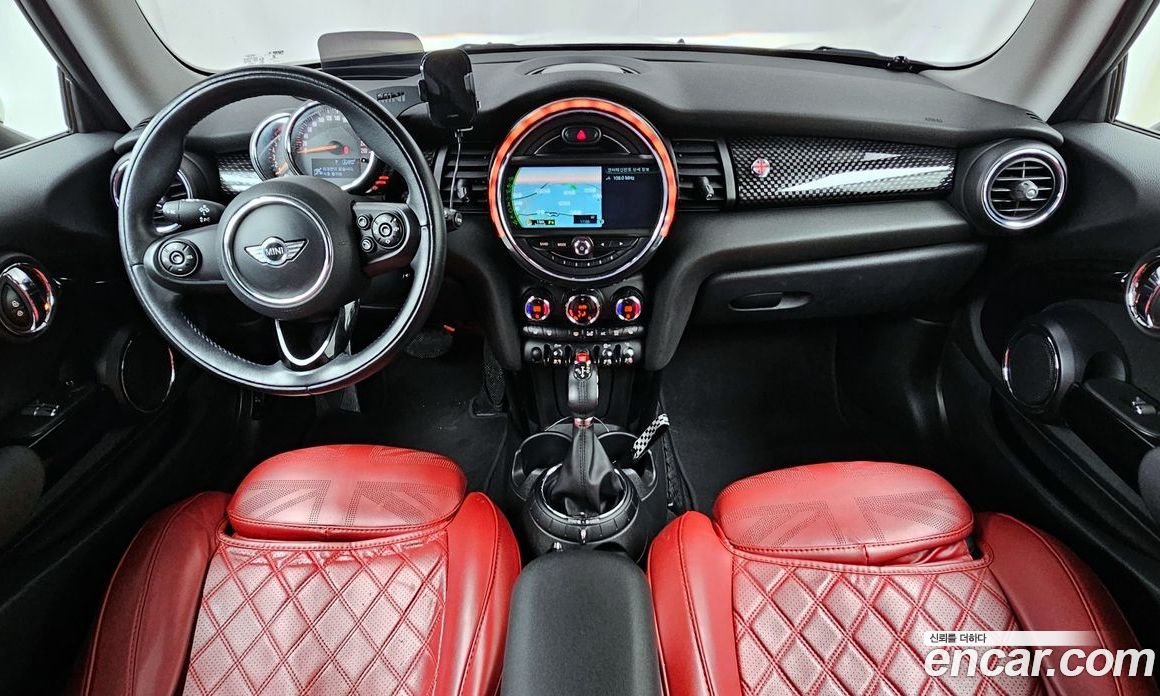 Mini Cooper S фото 7