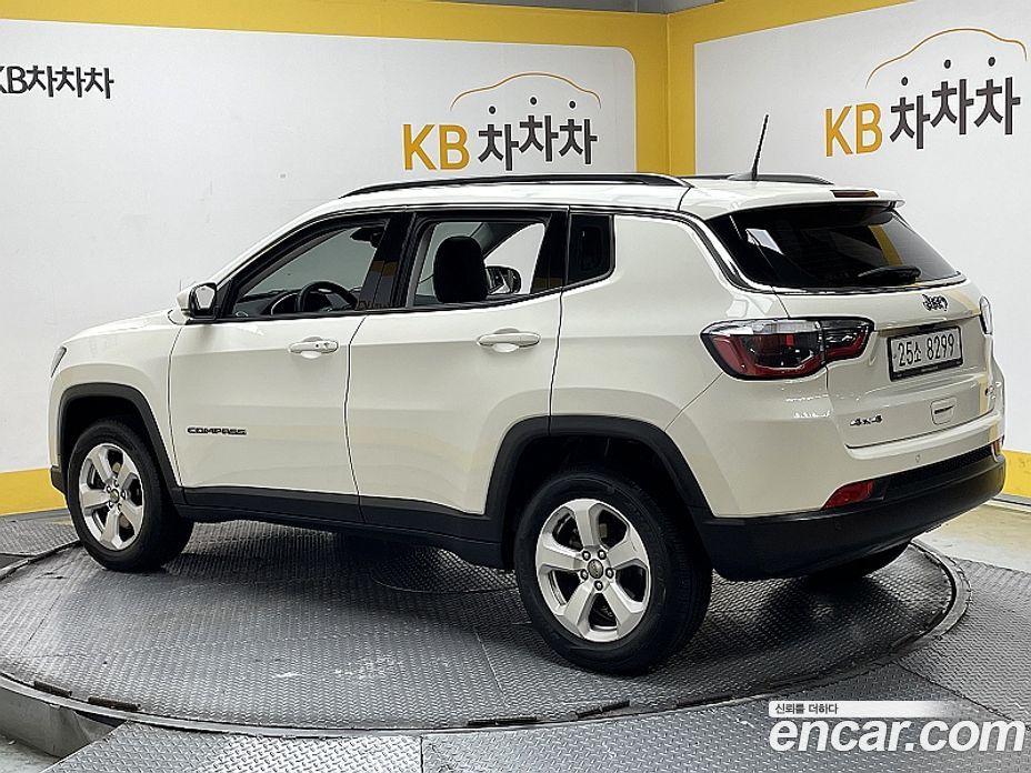 Jeep Compass 2nd Gen фото 2