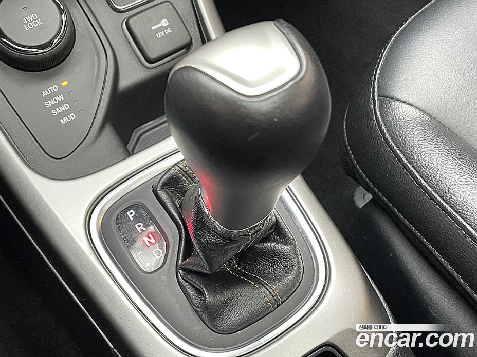 Jeep Compass 2nd Gen фото 9