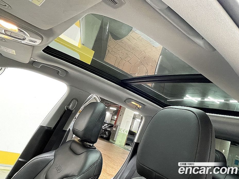 Jeep Compass 2nd Gen фото 12