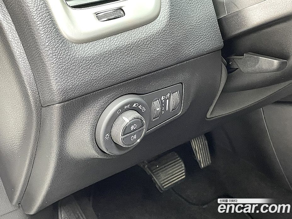 Jeep Compass 2nd Gen фото 20