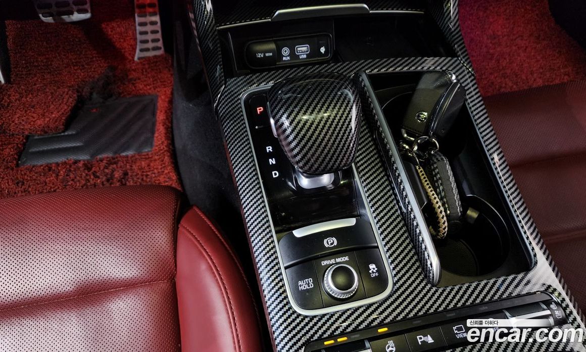 Kia Stinger фото 8