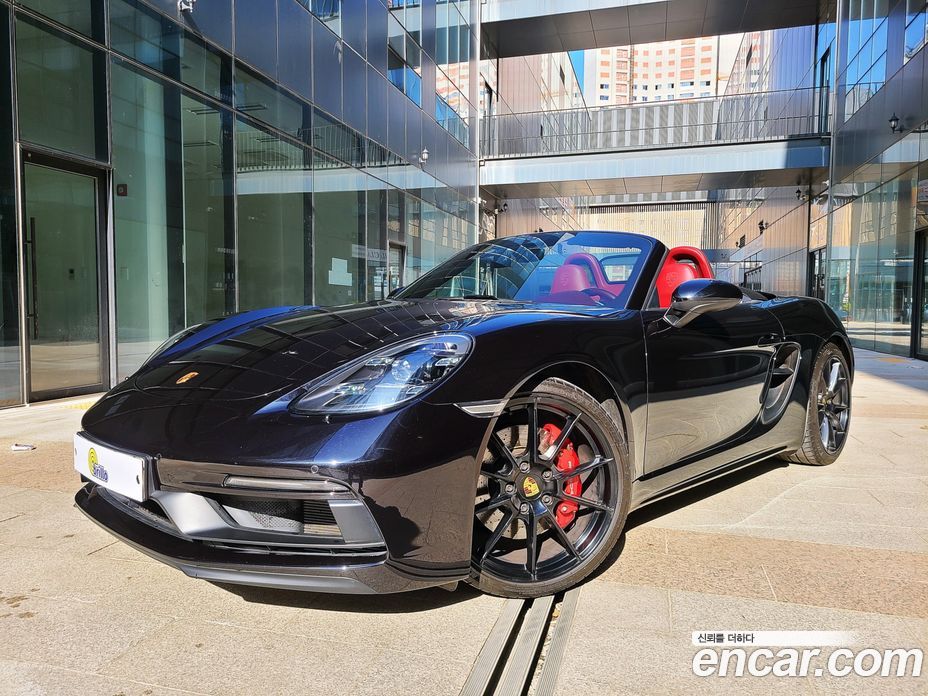 Porsche 718 Boxster фото 2