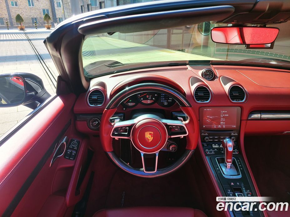 Porsche 718 Boxster фото 6