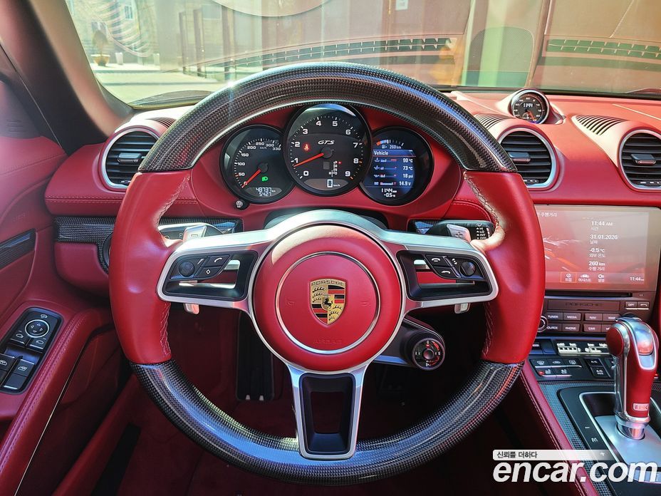 Porsche 718 Boxster фото 7