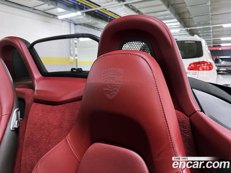 Porsche 718 Boxster фото 17
