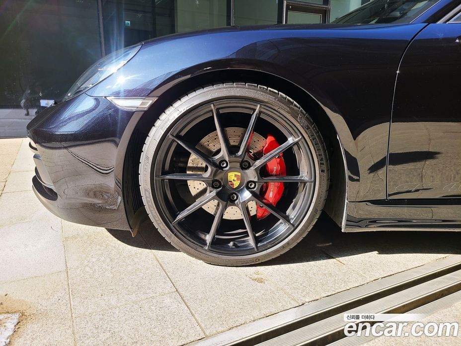 Porsche 718 Boxster фото 20