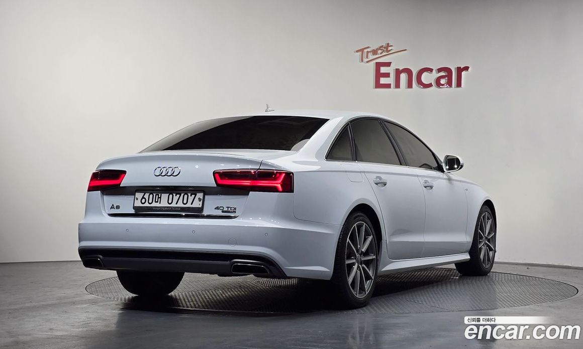 Audi A6 (C7) фото 2