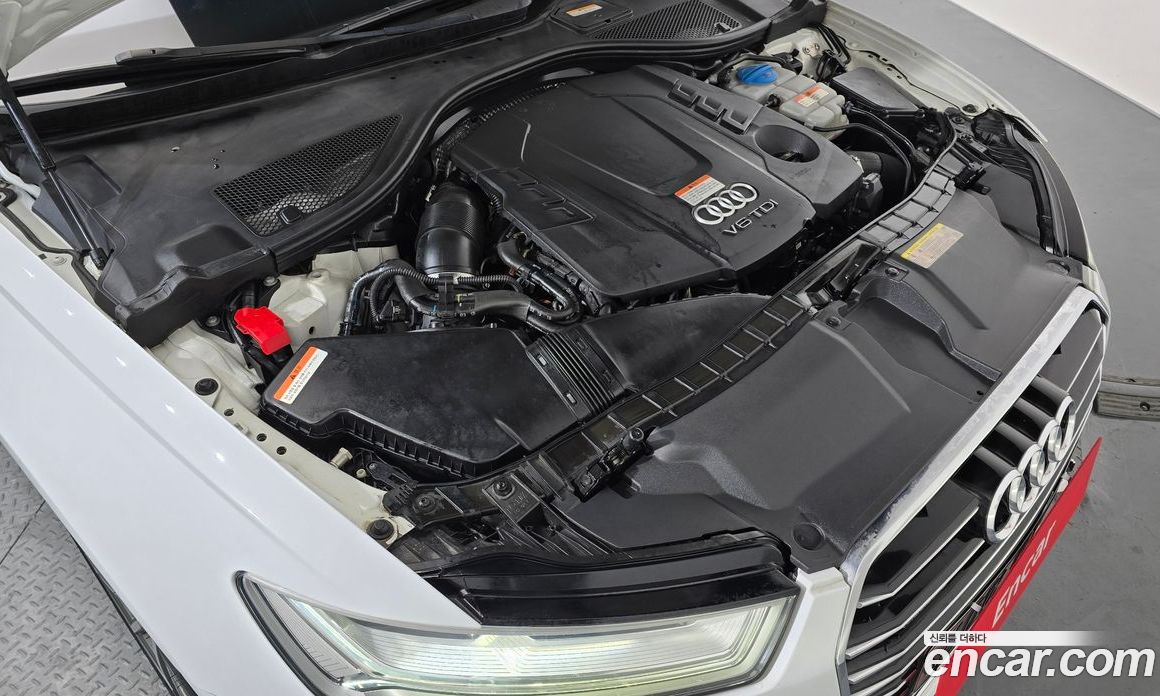Audi A6 (C7) фото 6