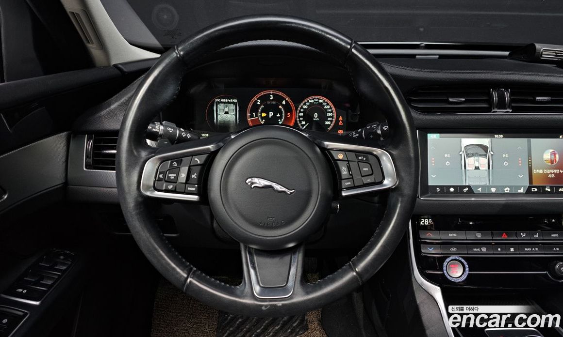 Jaguar XF (X260) фото 14