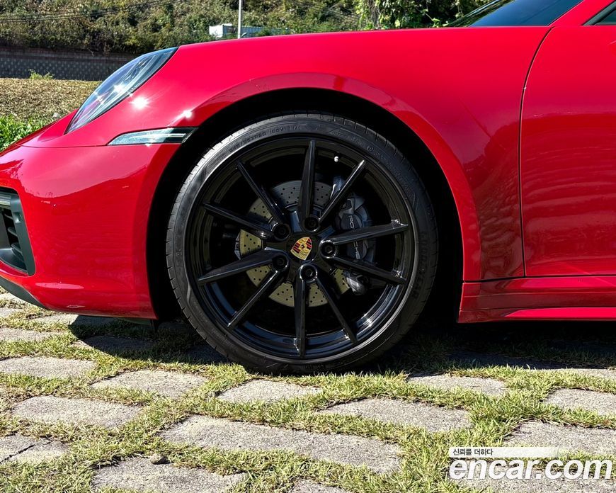 Porsche 911 (992) фото 7