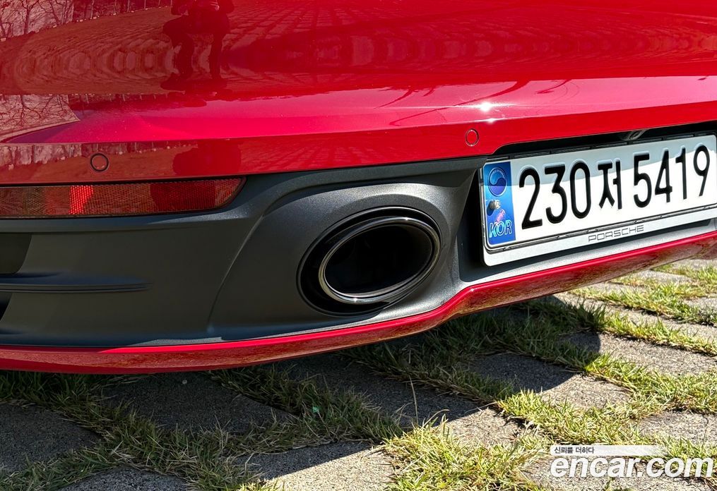 Porsche 911 (992) фото 10