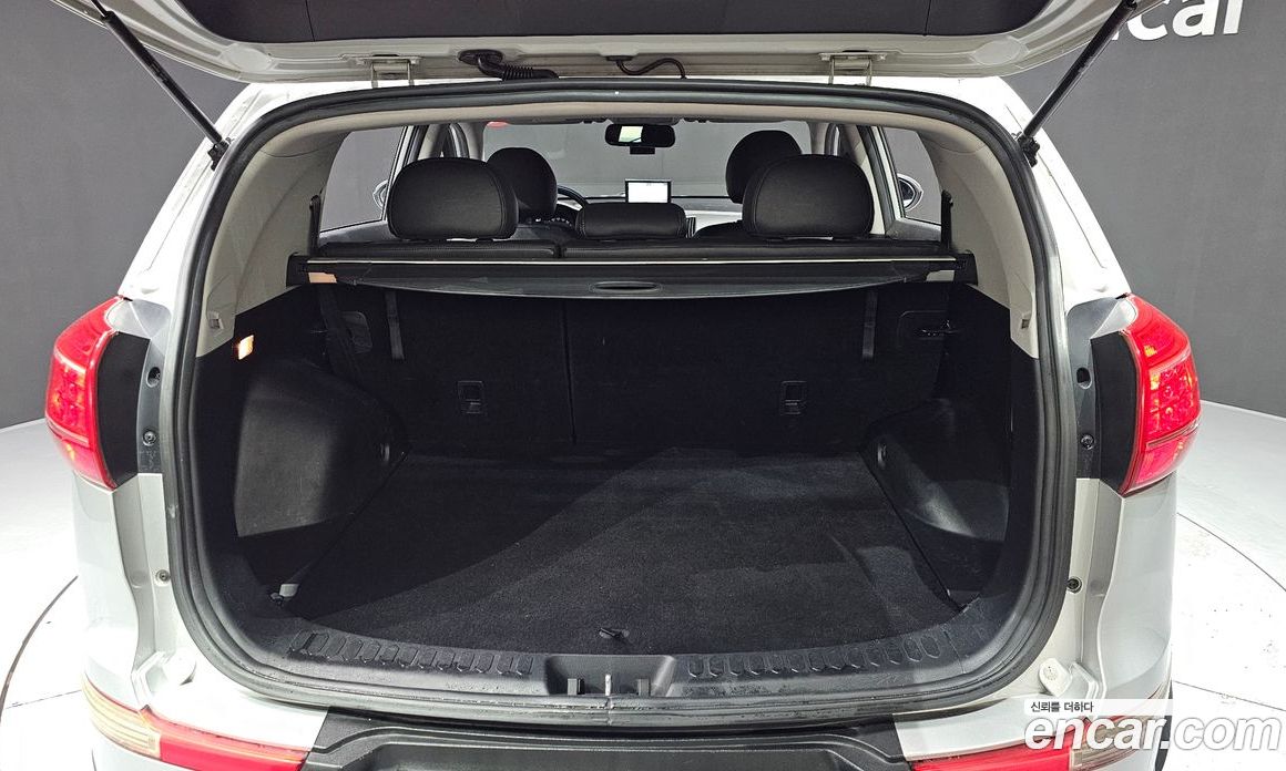 Kia Sportage 3rd Gen фото 20