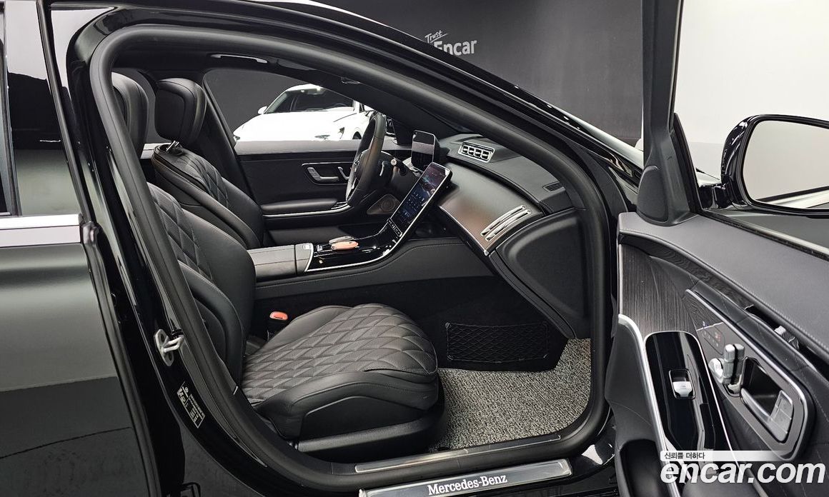 Mercedes-Benz S-Class W223 фото 10