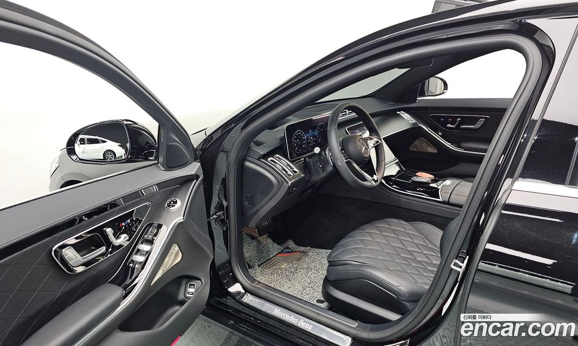 Mercedes-Benz S-Class W223 фото 11