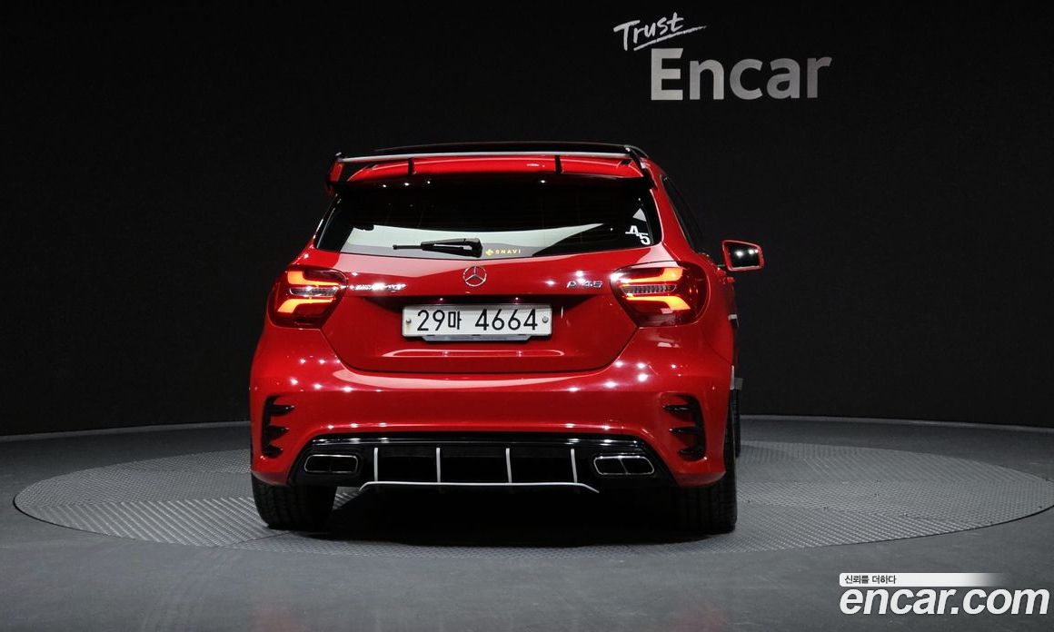 Mercedes-Benz A-Class W176 фото 4
