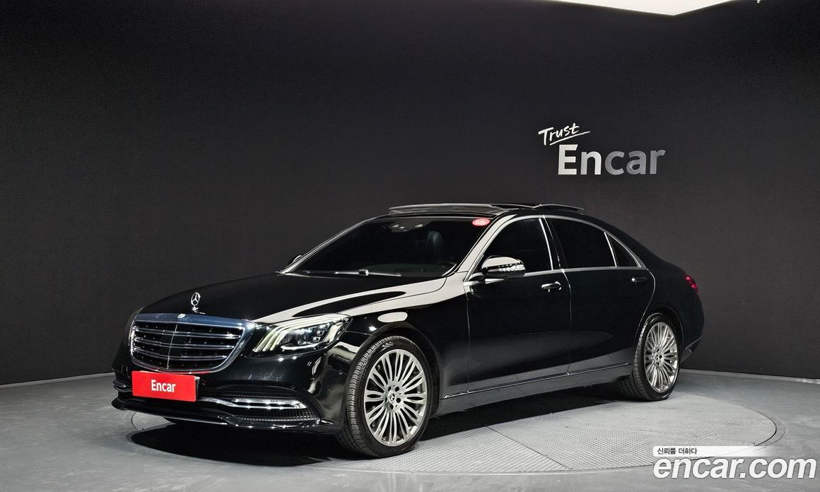 Mercedes-Benz S-Class W222