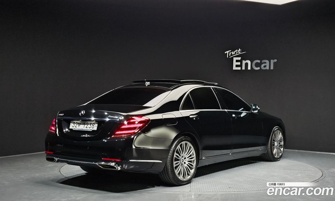 Mercedes-Benz S-Class W222 фото 2