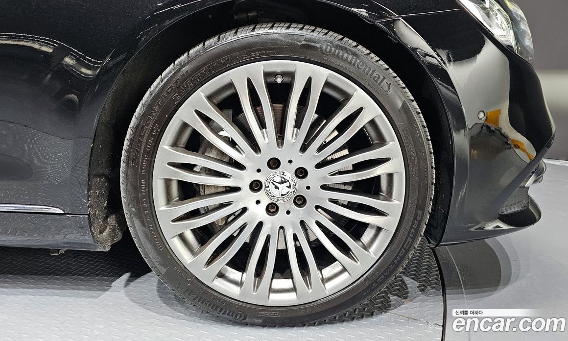 Mercedes-Benz S-Class W222 фото 5