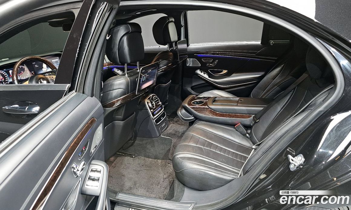 Mercedes-Benz S-Class W222 фото 11